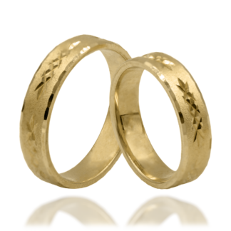 Złote Obrączki o Diamentowanym Fazowaniu z Eleganckim Wzorem